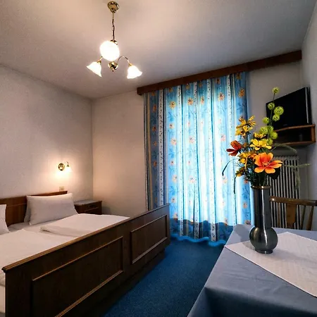 Hotel Gastehaus Lechnerhof