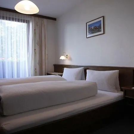 Gastehaus Lechnerhof Guest house Obertilliach